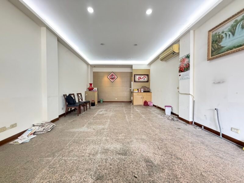 近74樂業交流道一樓黃金店面